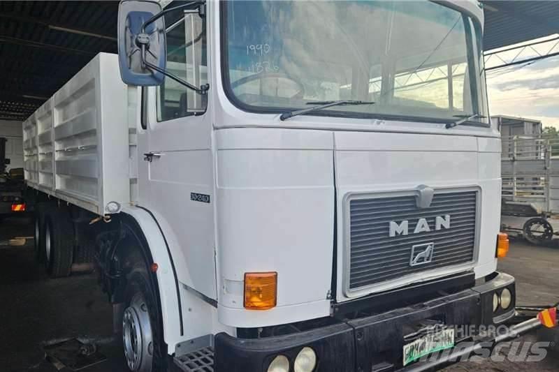 MAN 30-240 기타 트럭