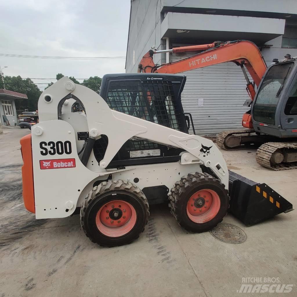 Bobcat S300  스키드로더