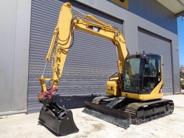 CAT 308 C CR 중형굴삭기 7톤-28톤