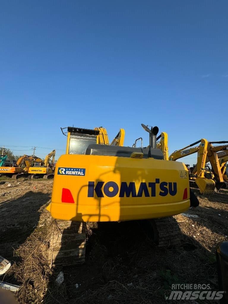 Komatsu PC 210 대형 굴삭기 29톤 이상