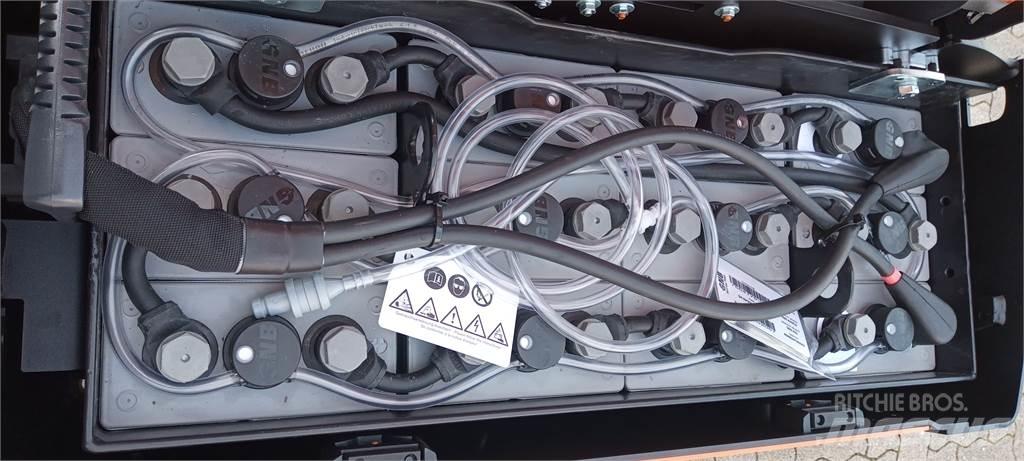 Toyota LPE 250 경량 리프터