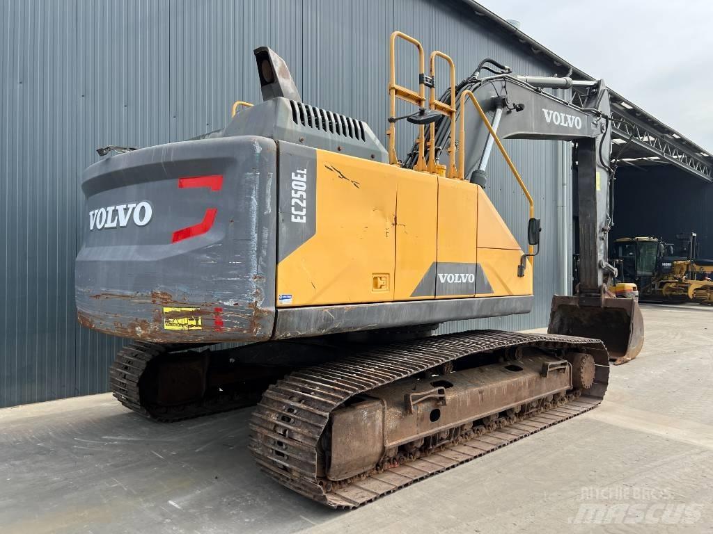 Volvo EC 250 EL 대형 굴삭기 29톤 이상