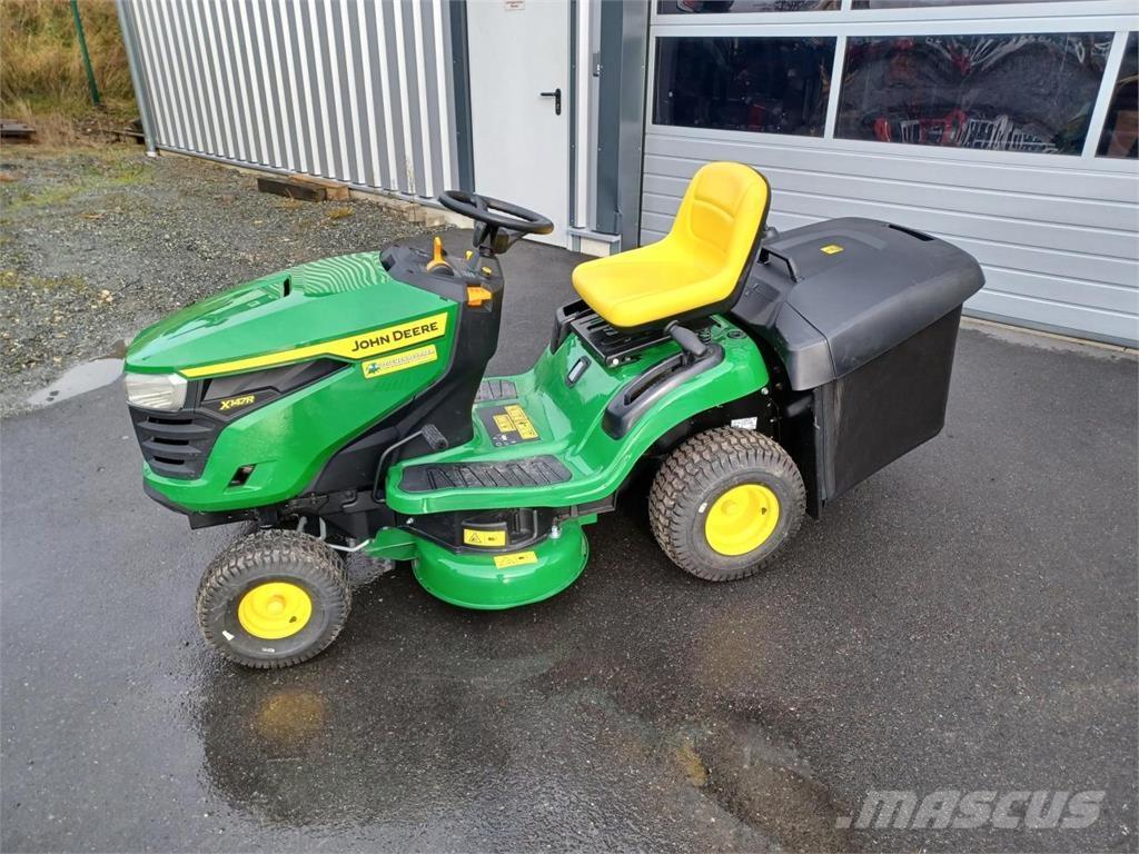 John Deere X147R 잔디깎기