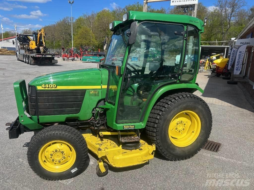 John Deere 4400 소형 트랙터