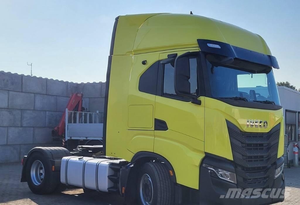Iveco S-Way 460 4X2 트랙터 유닛