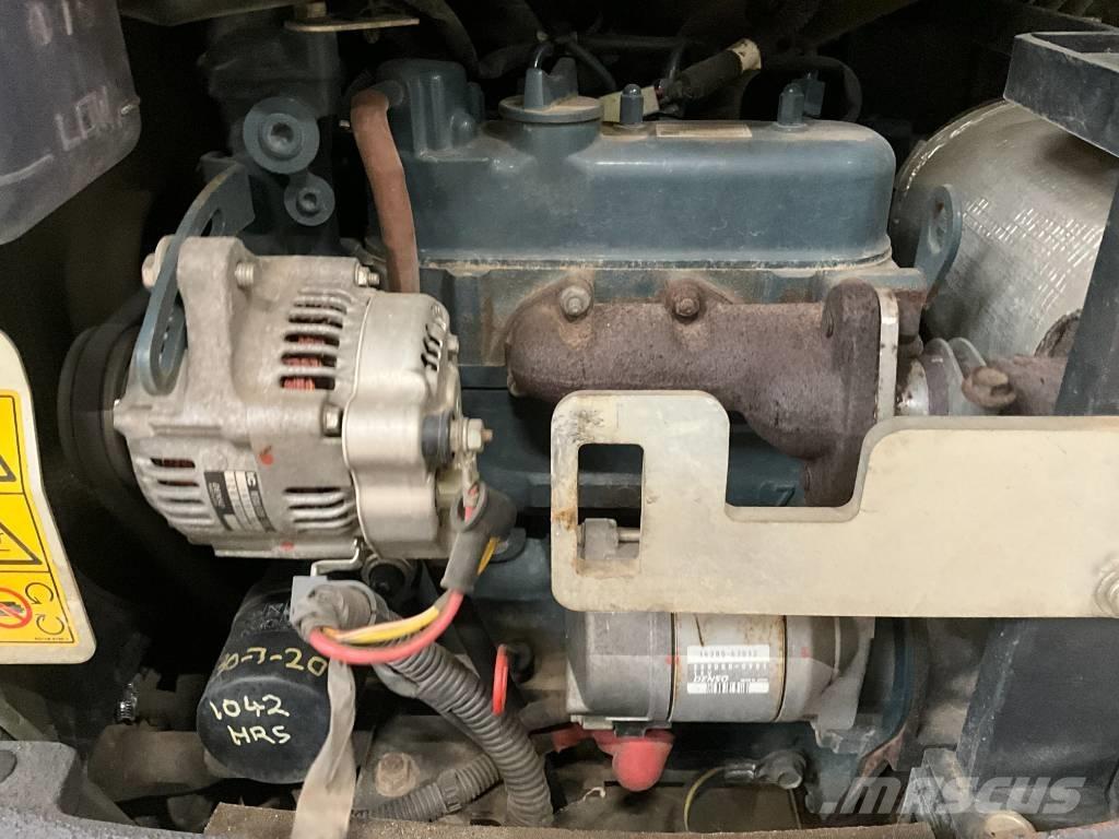 Kubota KX 015-4 소형 굴삭기 7톤 미만