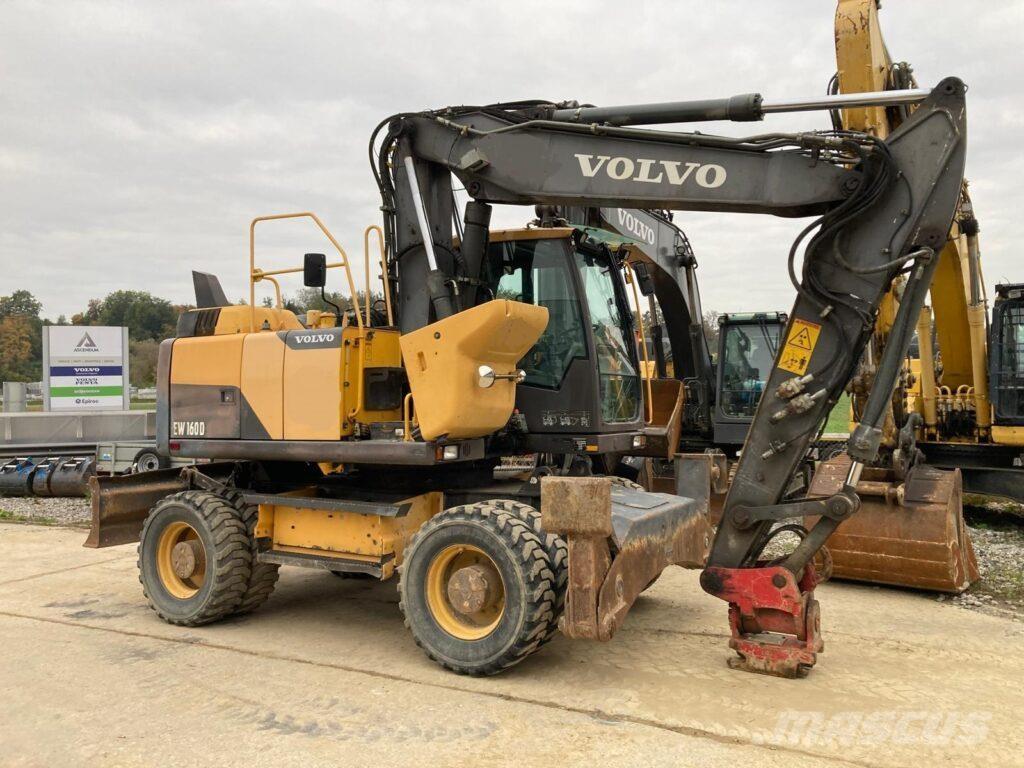 Volvo EW160D  휠 굴삭기