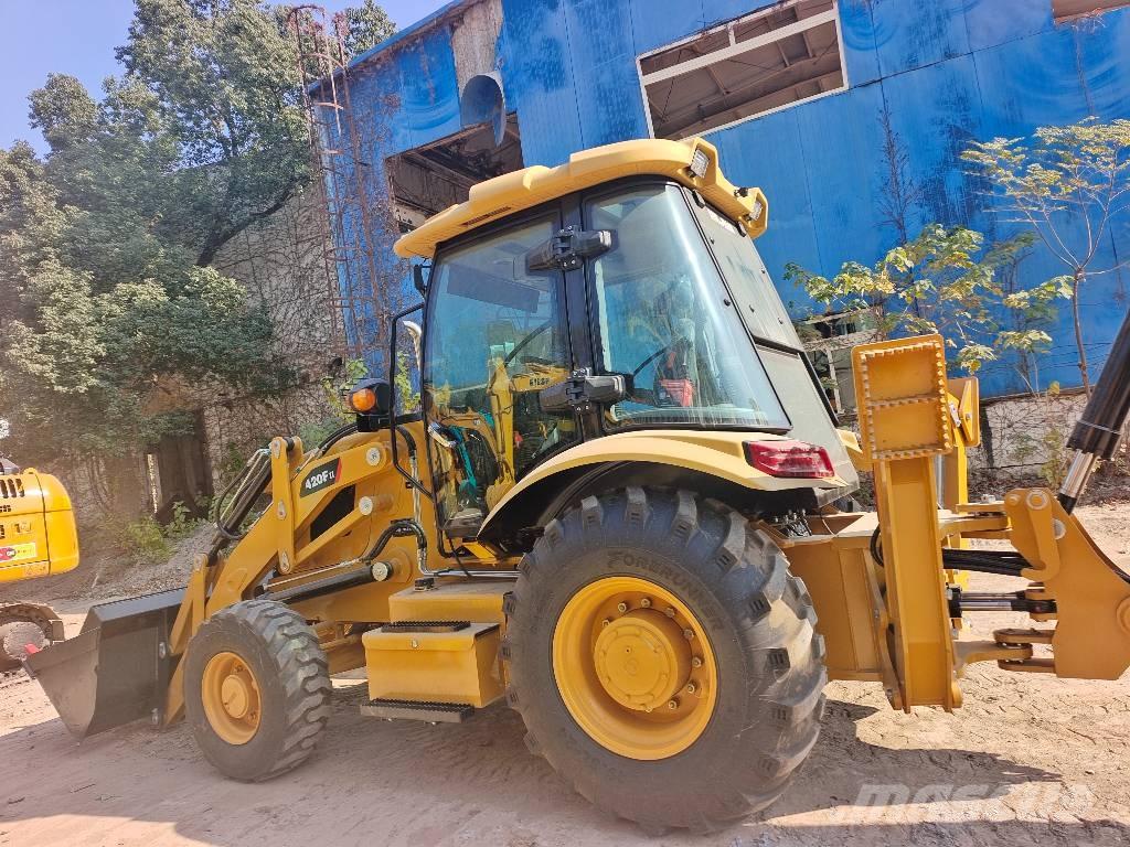CAT 420F  NEW MACHINE 백호로더
