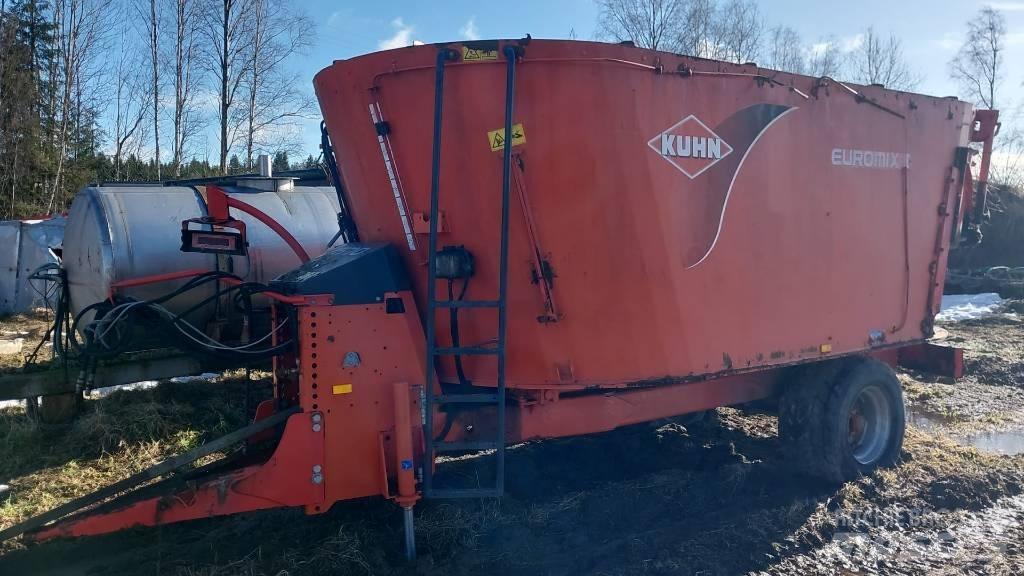 Kuhn EuroMix I 믹서 피더