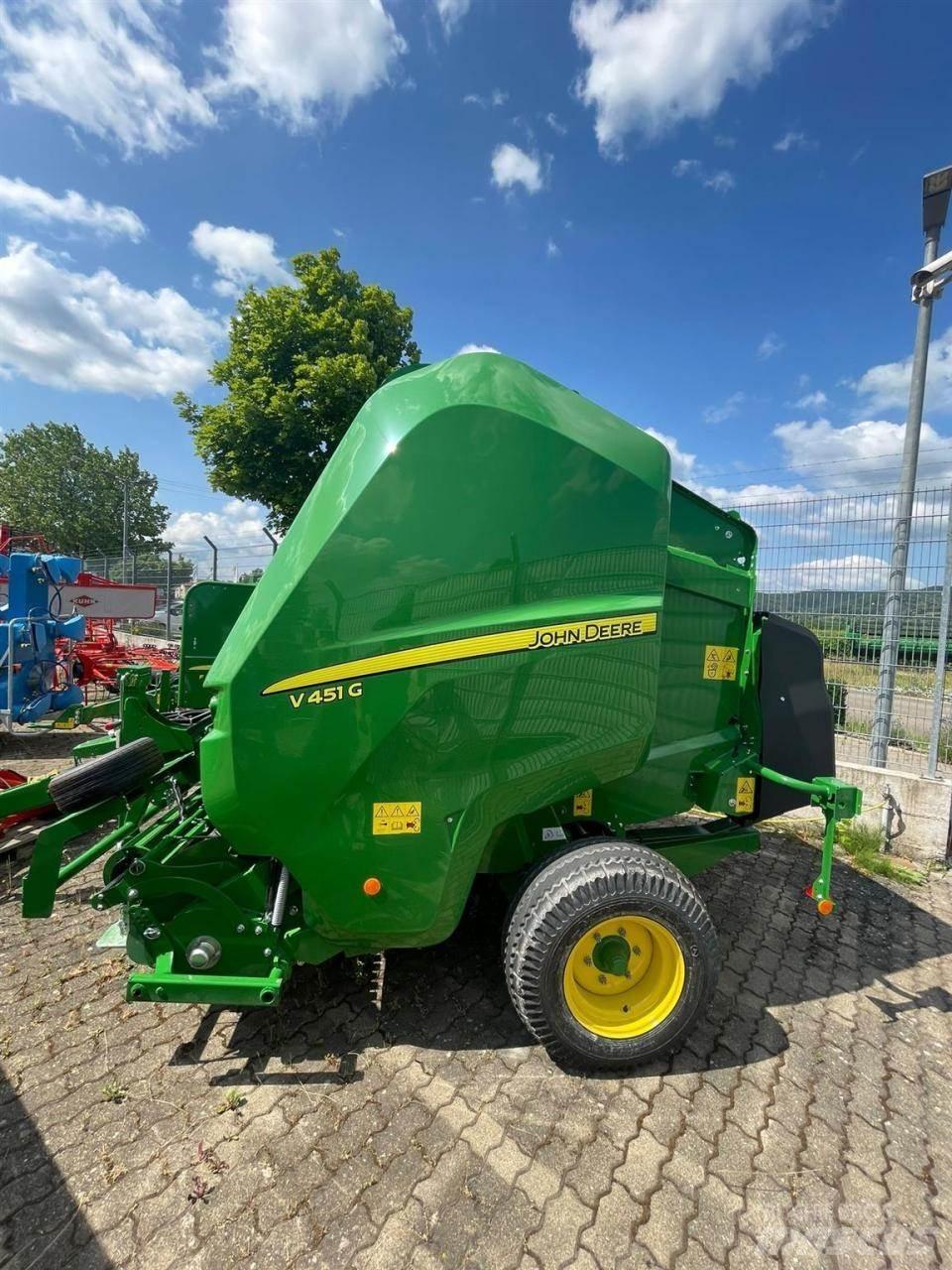 John Deere V451G 원형 곤포기