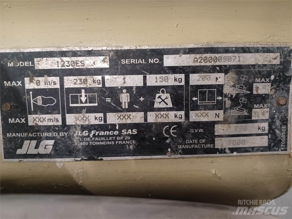 JLG 1230ES 기타 승강기와 플랫폼
