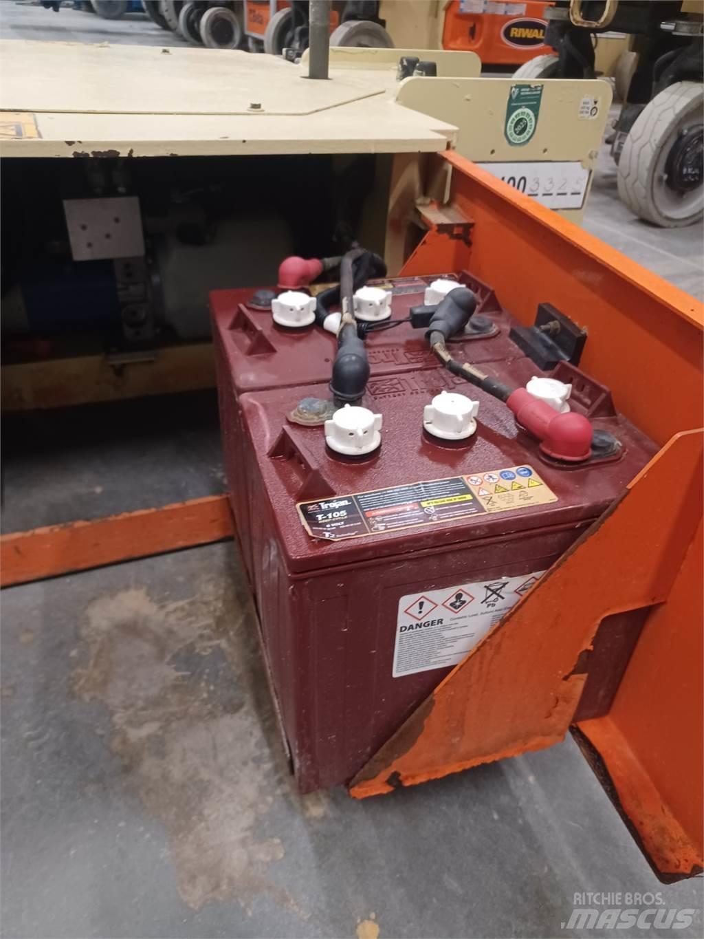 JLG 1230ES 기타 승강기와 플랫폼