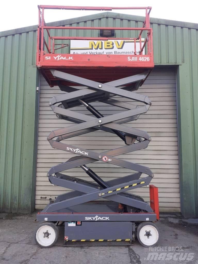 SkyJack SJ 4626 가위형 리프트