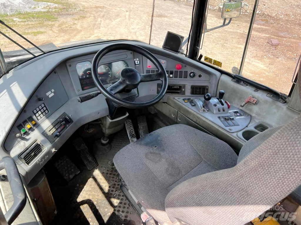 Volvo A40D 연결식 홀러