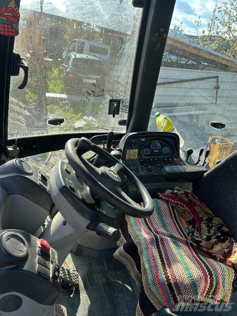 CAT 422 E 백호로더