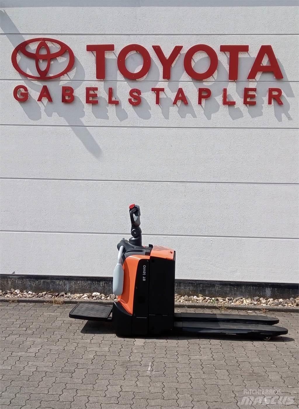 Toyota LPE 220 경량 리프터