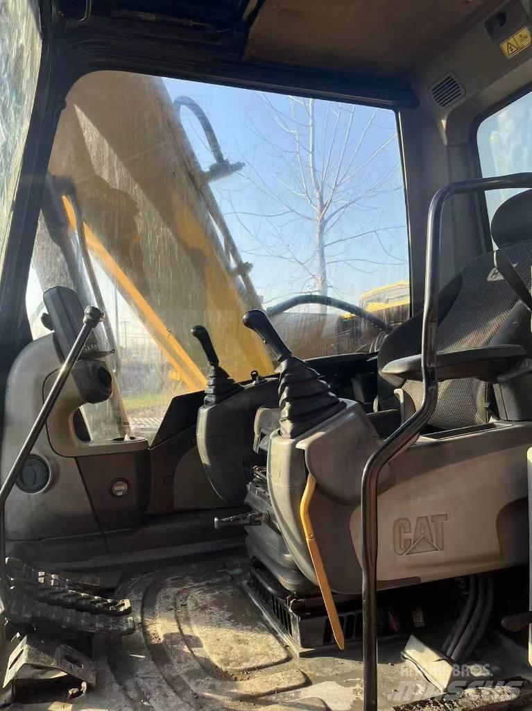 CAT 312d 대형 굴삭기 29톤 이상