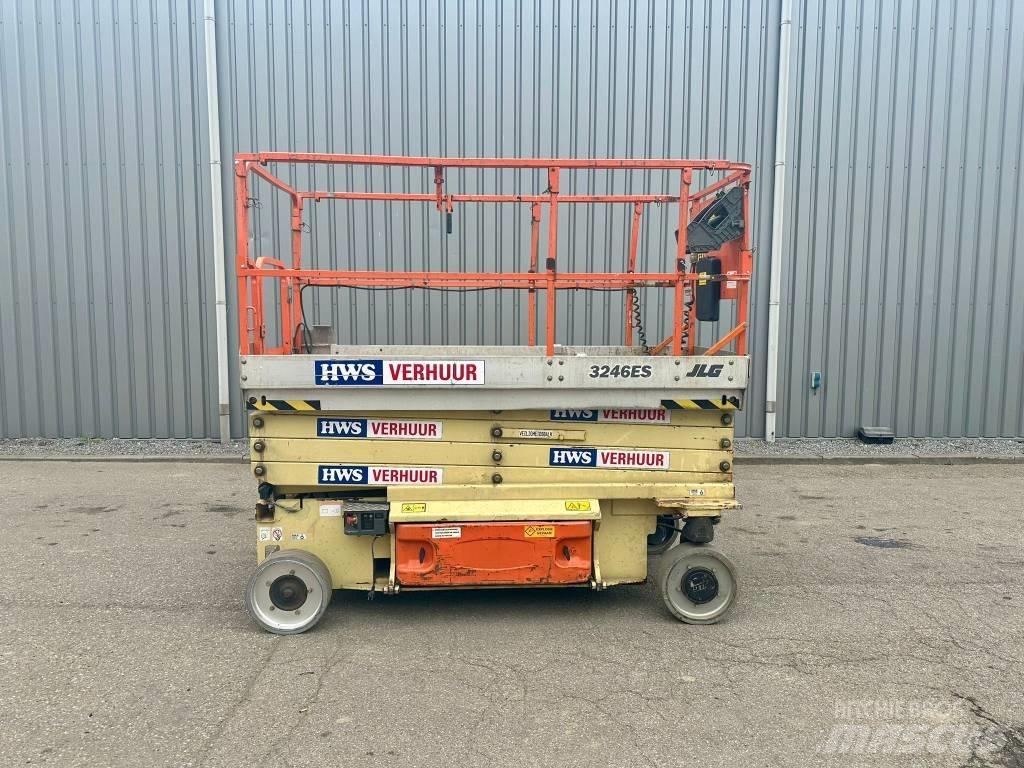 JLG 3246 ES 가위형 리프트