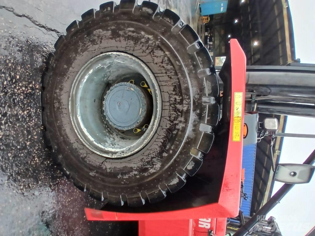 Kalmar DCG100-45ED7 컨테이너 핸들러