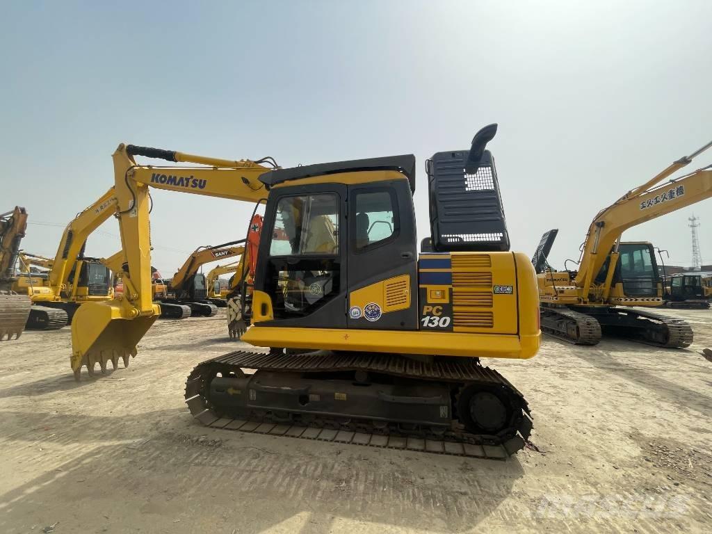 Komatsu PC 130 대형 굴삭기 29톤 이상