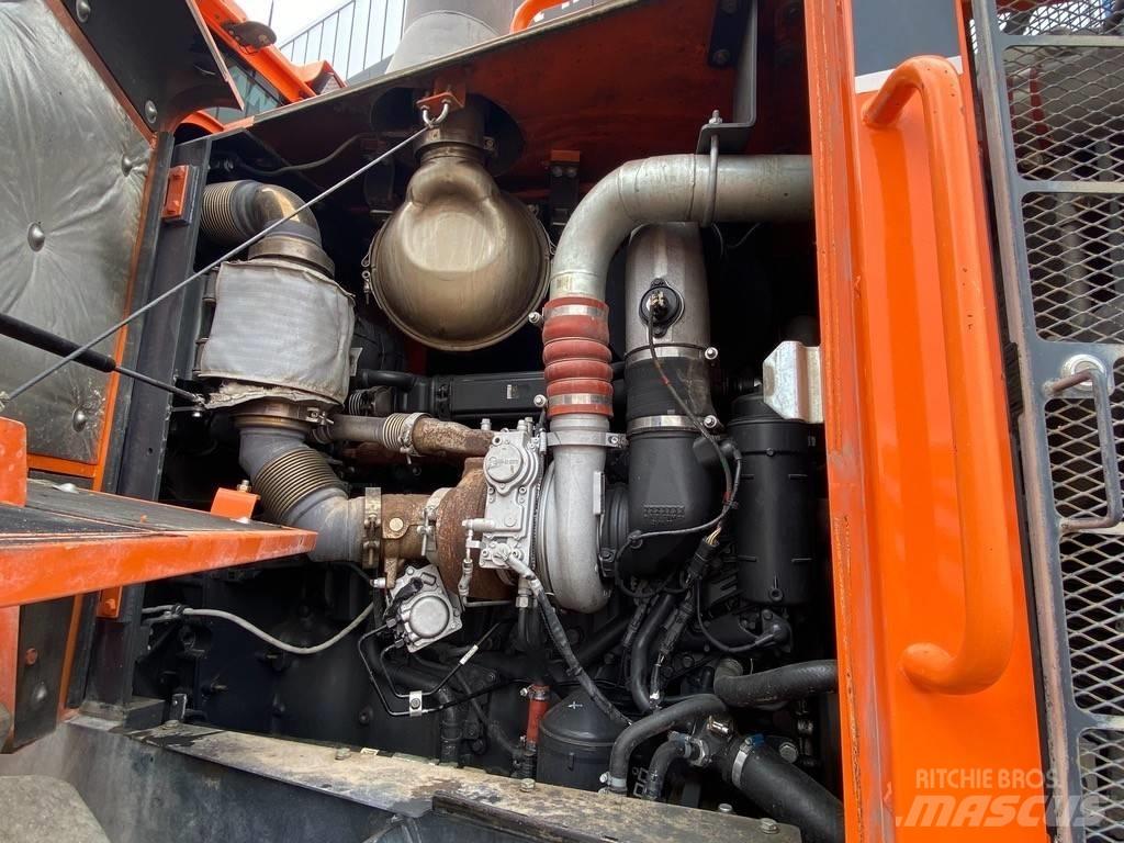 Doosan DL 420-5  휠로우더