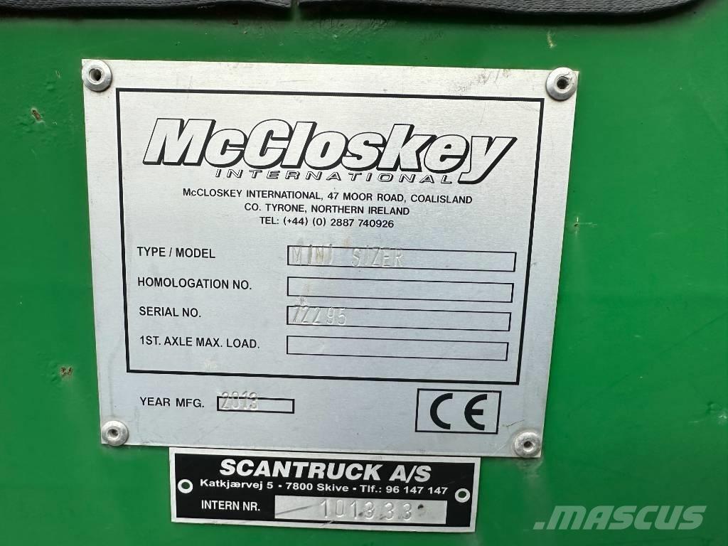 McCloskey MINI SIZER 이동식 분쇄기