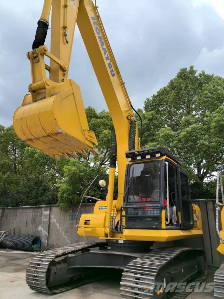 Komatsu PC 220-8 대형 굴삭기 29톤 이상