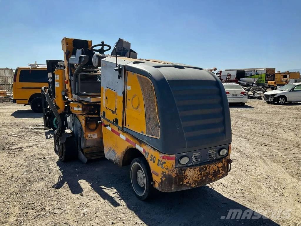Wirtgen W 50 DC 아스팔트 콜드 밀링 기계