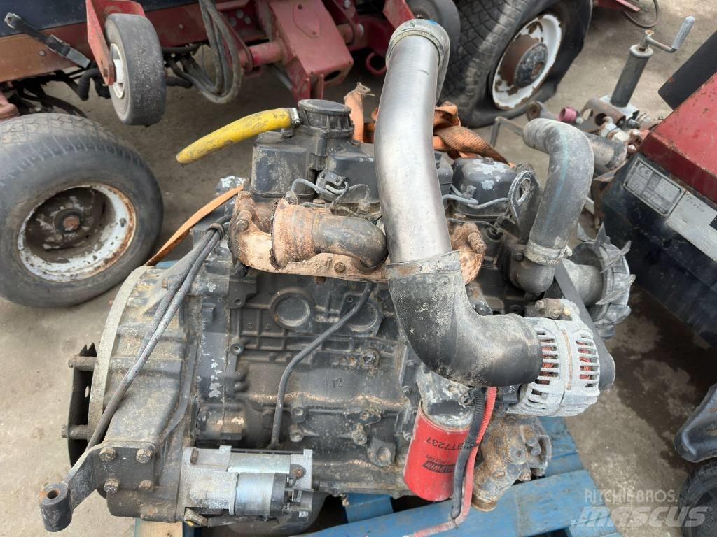 Iveco F4GE040A D653 엔진