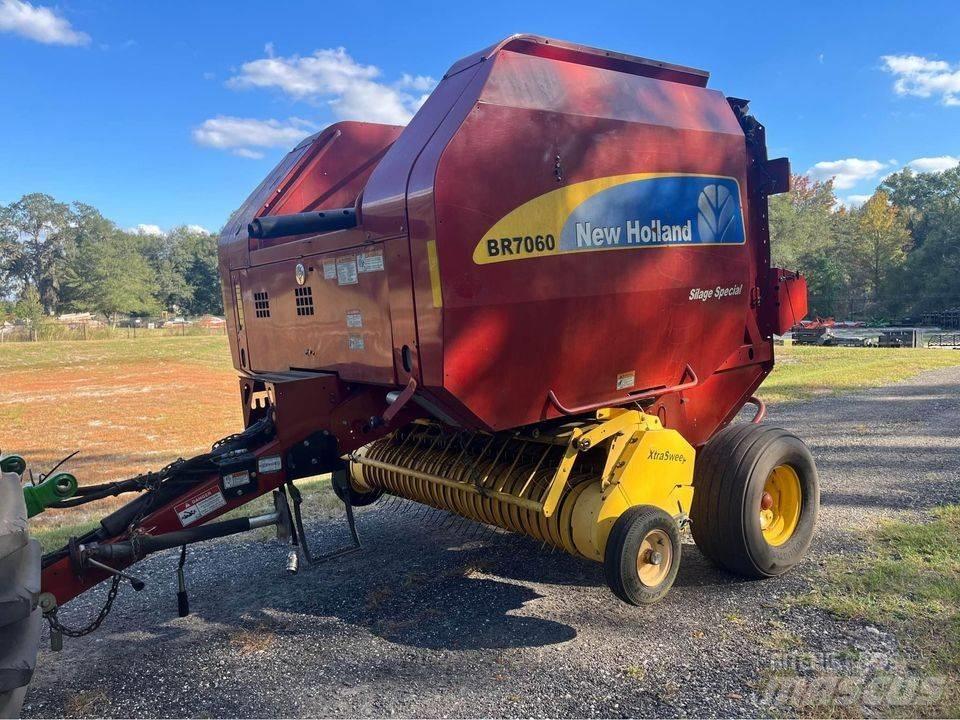 New Holland BR 7060 원형 곤포기