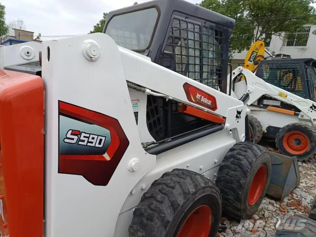 Bobcat S 590  스키드로더