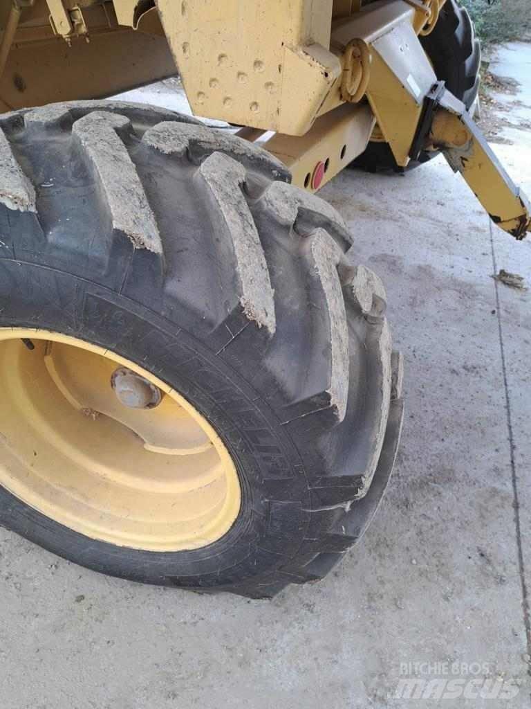New Holland TX 66 콤바인 수확기