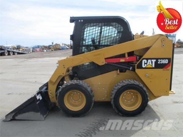 CAT 236 D  스키드로더