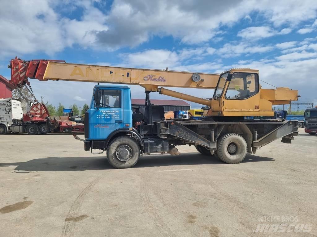 MAZ 20 T A/T 크레인