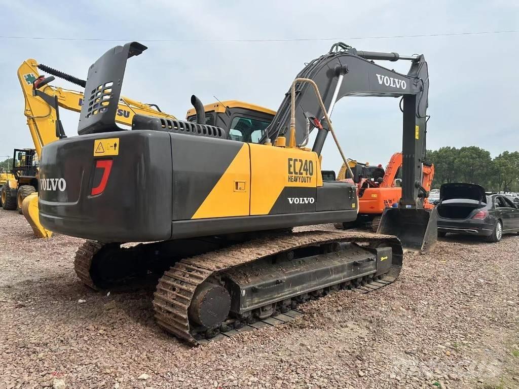 Volvo EC 240 대형 굴삭기 29톤 이상