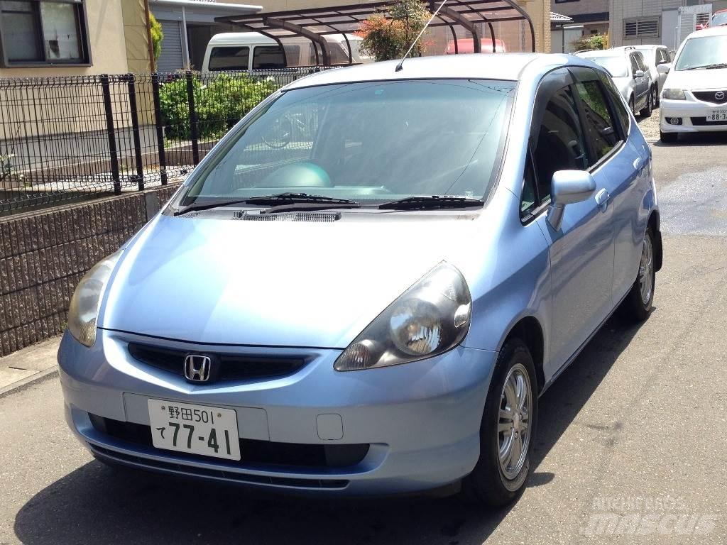 Honda LA-GD1 자동차