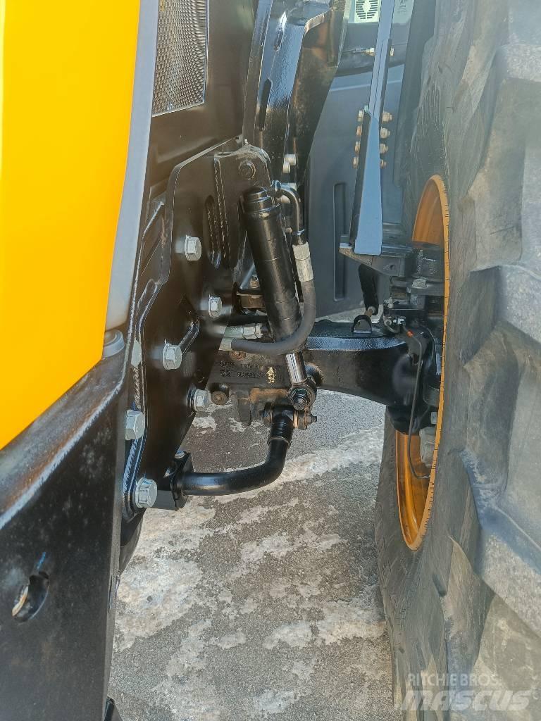 JCB 4220 트랙터