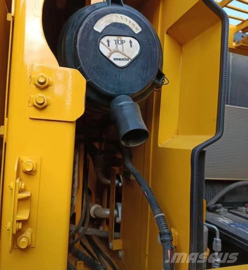Komatsu PC 160 LC-7 대형 굴삭기 29톤 이상