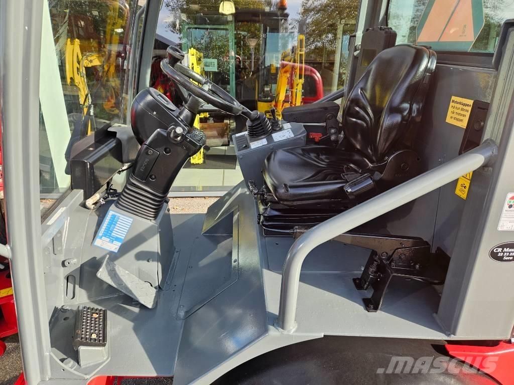 Weidemann 2070LP 미니 로더