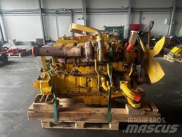 Komatsu SA6D140-1 엔진
