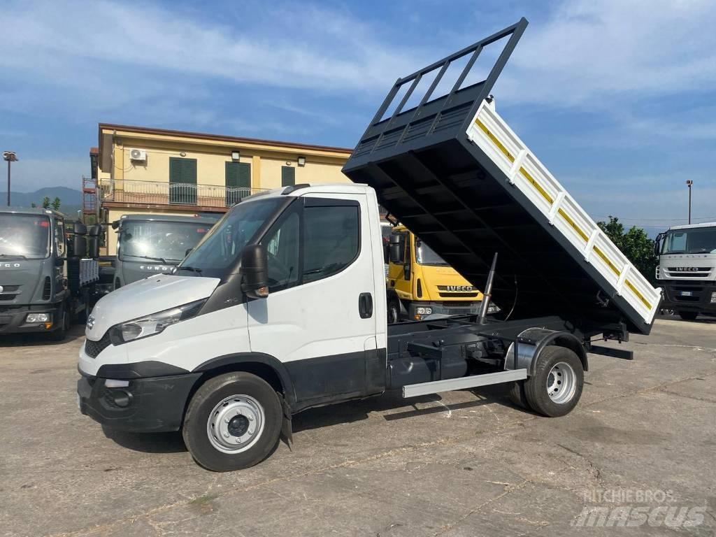 Iveco Daily 35C17 덤프 트럭