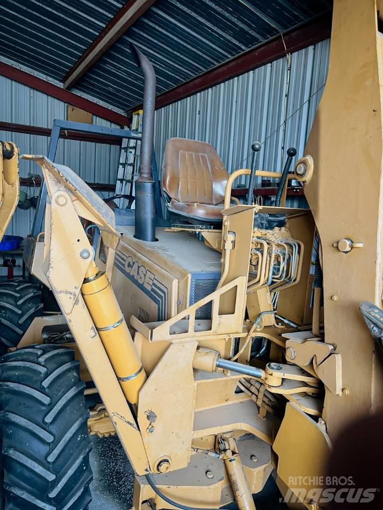 CASE 860 트렌처