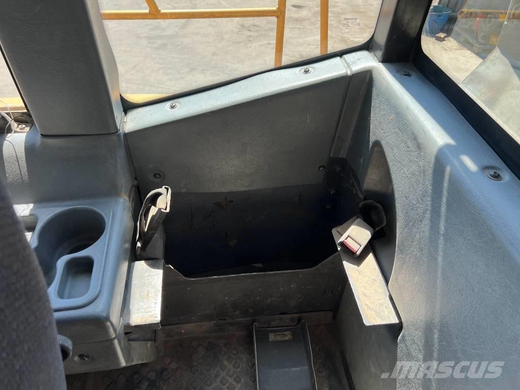 Volvo A40D 연결식 홀러