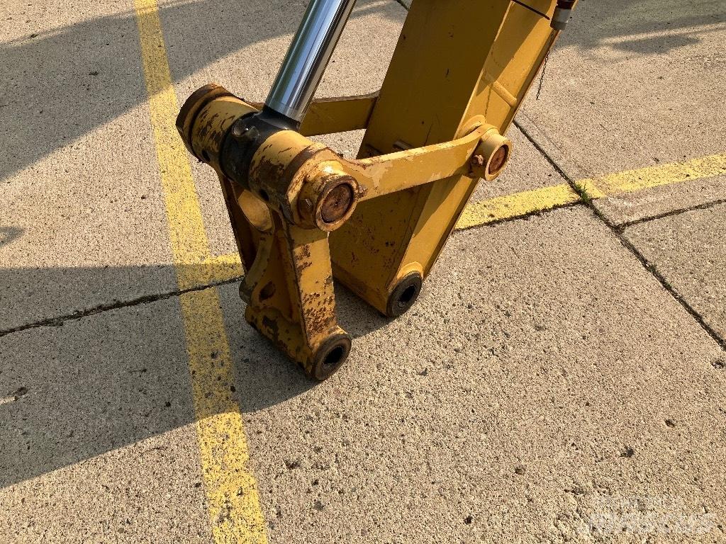 CAT 318 FL 대형 굴삭기 29톤 이상