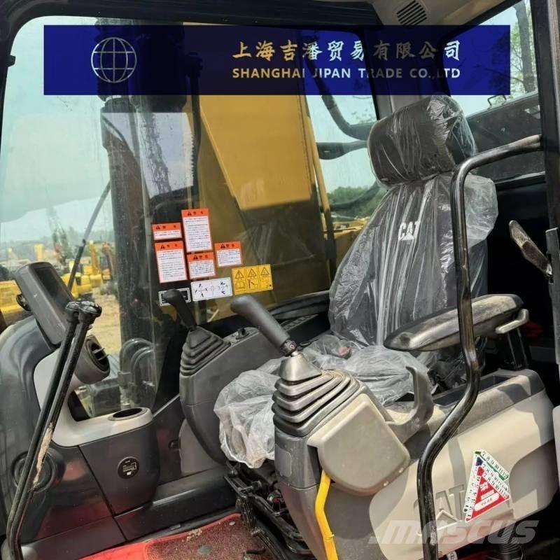 CAT 320 D 대형 굴삭기 29톤 이상
