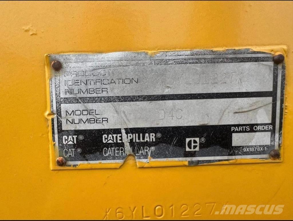 CAT D4C3 크롤러 도저