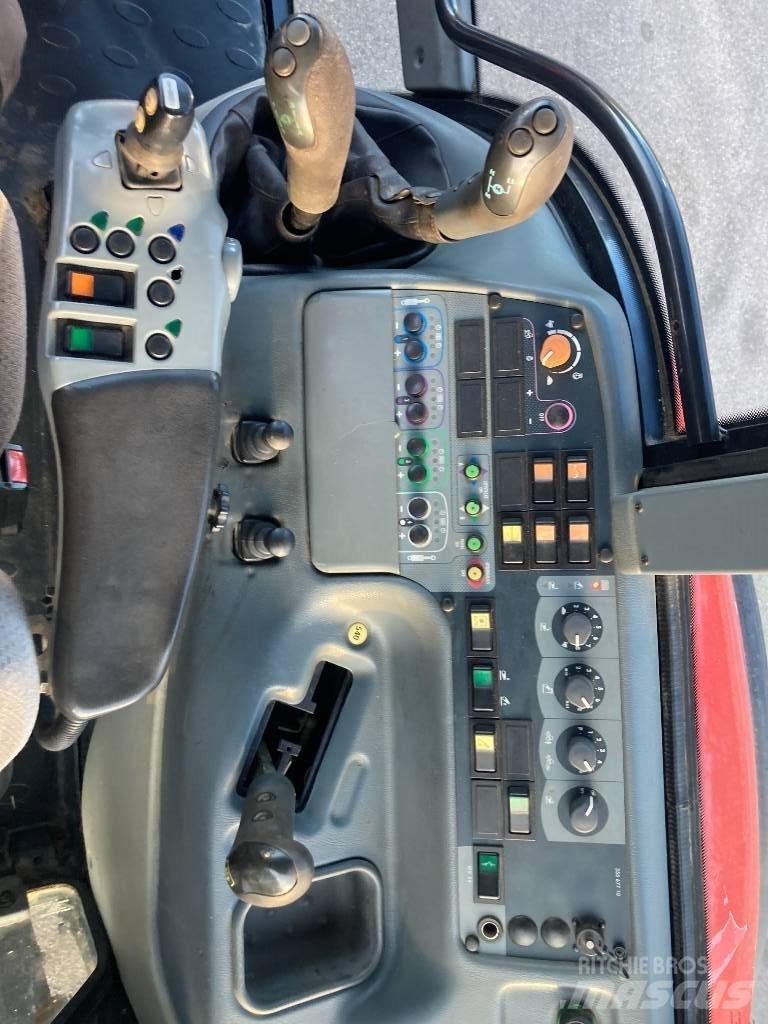 Valtra T 120 트랙터