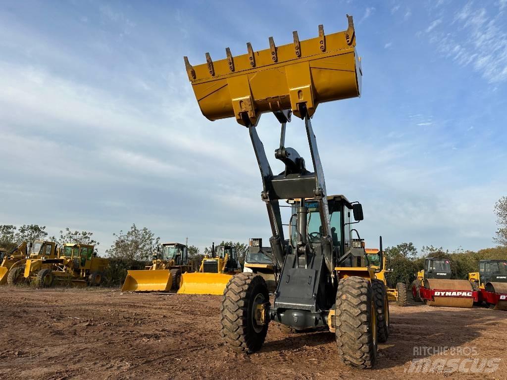 XCMG LW 500 F  휠로우더