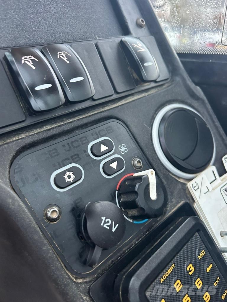 JCB 540-140 Sway / AC 텔러 핸들러