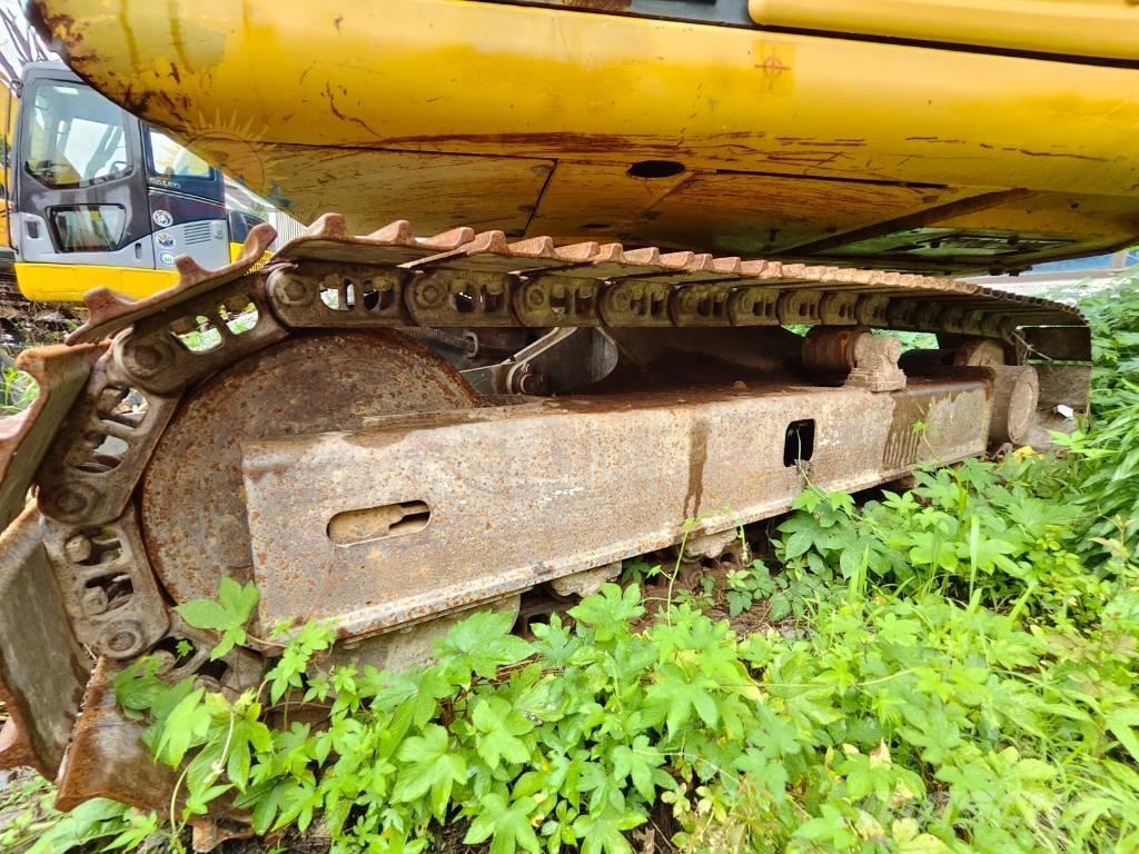 Komatsu PC 70-8 대형 굴삭기 29톤 이상